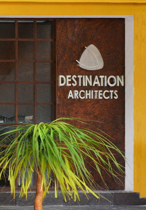 Destination img